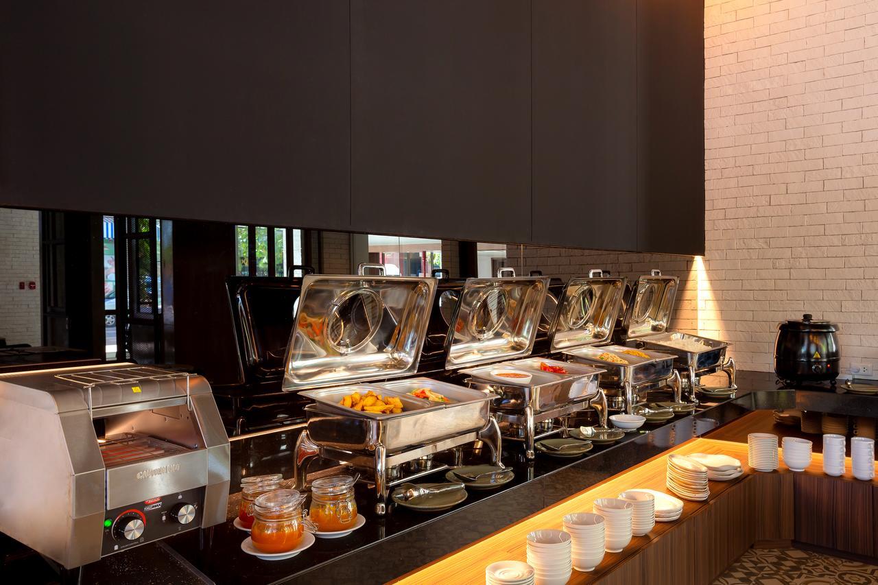Ibis Styles Siem Reap Exterior foto
